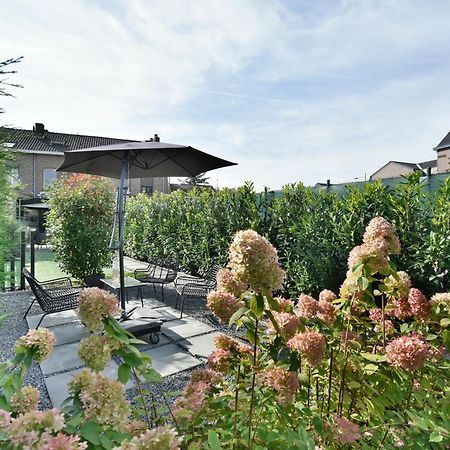 Stylish Home Near Maastricht Alicias House Lanaken Esterno foto